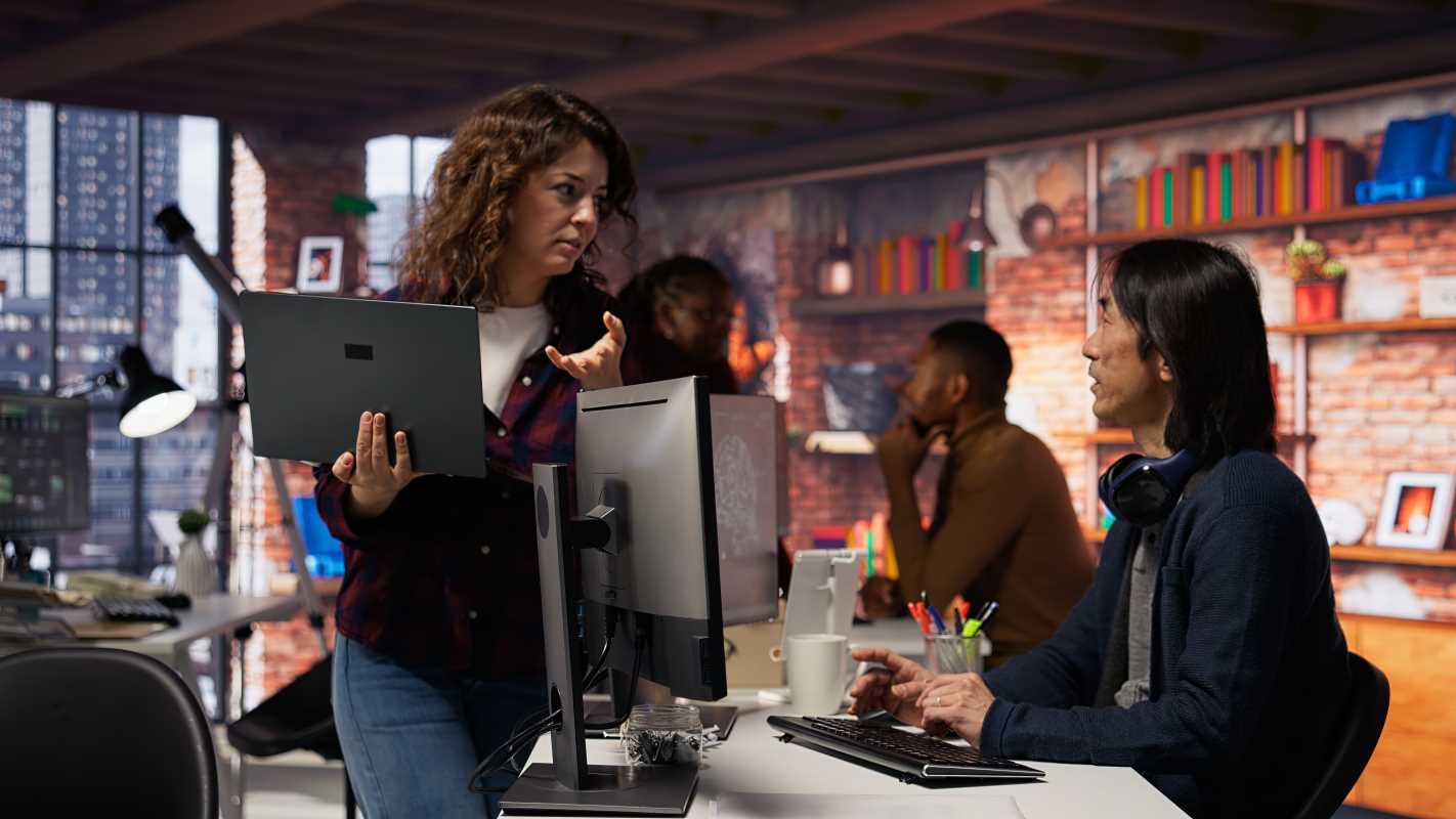 Go From Administrative Assistant to Office Manager Quickly